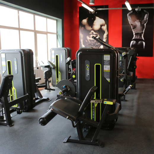 Разгибание ног сидя. Стек 135 кг. DHZ A-3002