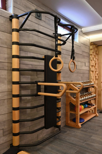 Настенная шведская стенка Uno Parete Nero Uno Estetico UN-1104