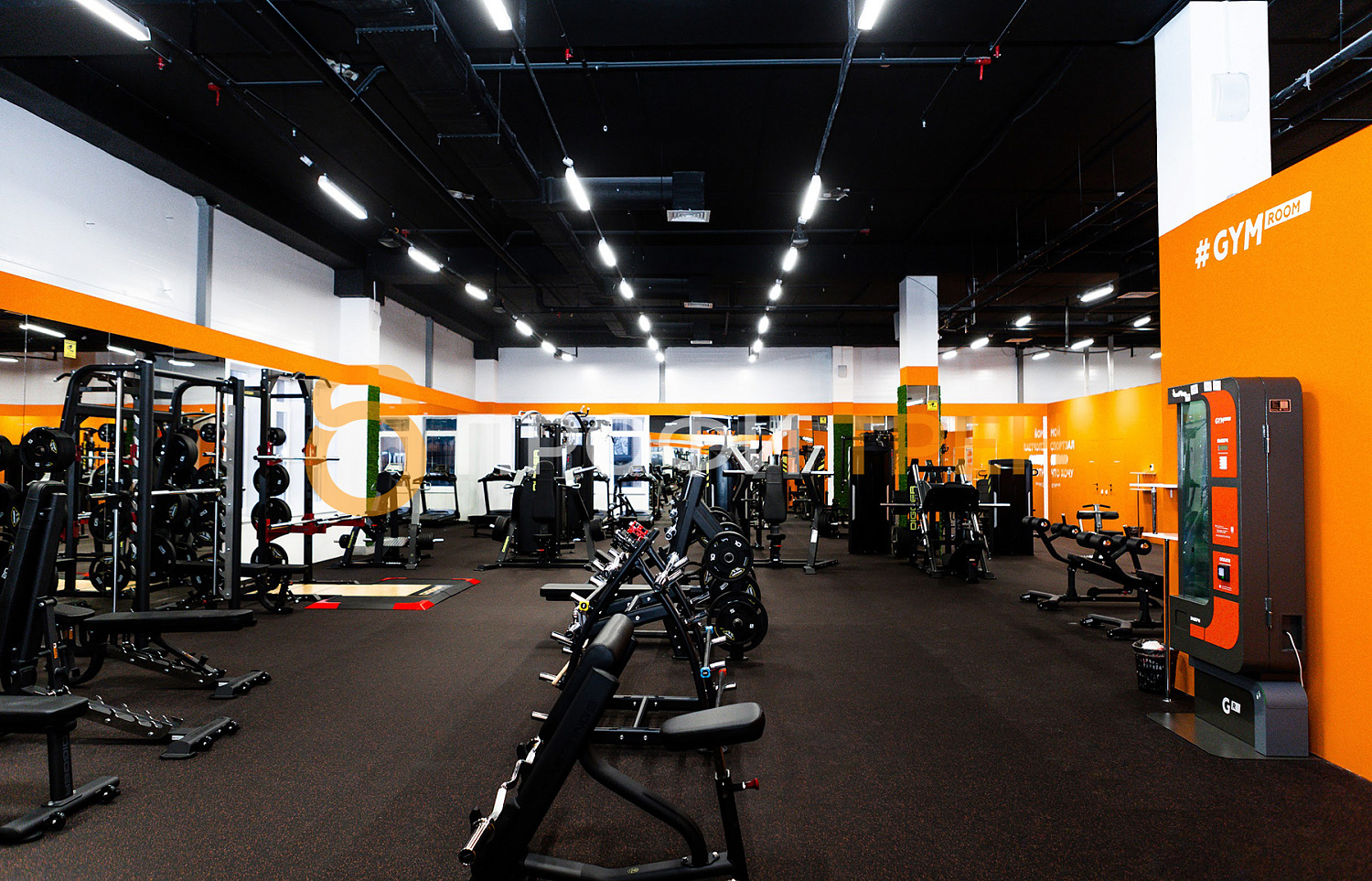 Фитнес-зал «Gym Room»