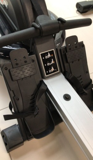 Гребной тренажер Ultra Gym UG-RW002