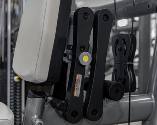 Жим от плеч с независимыми рычагами, стек 91 кг. True SPL-0700LP