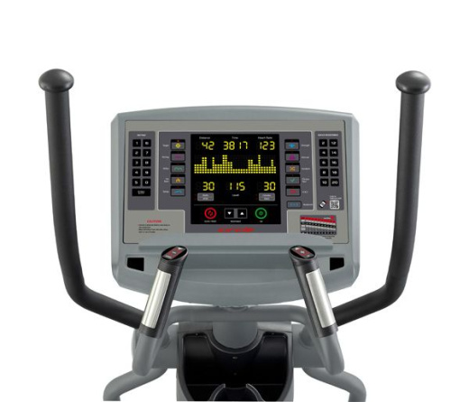 Эллиптичecкий тpeнaжep Circle Fitness E7