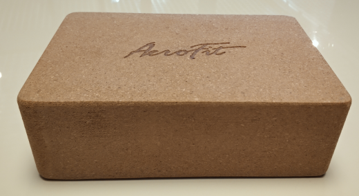 Блок для йоги пробковый Aerofit AFBL02