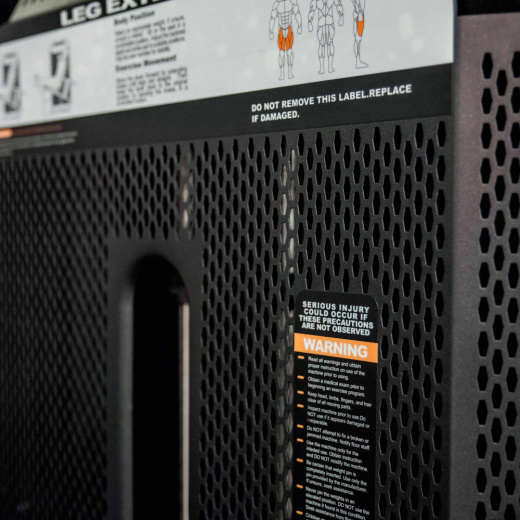 Сгибание ног лежа (Prone Leg Cur). Стек 135 кг. DHZ E-7001