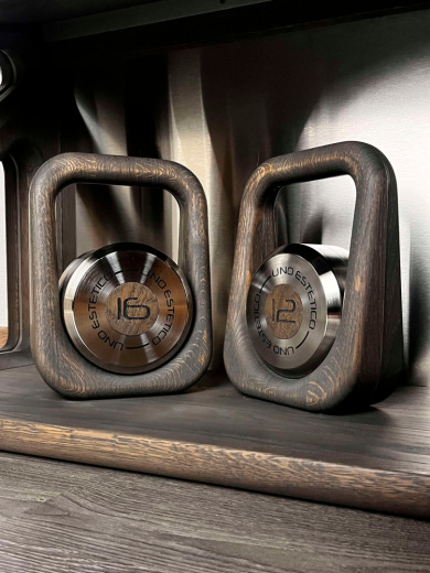 Гиря 8 кг. с кожаной накладкой UNO BRIO Uno Estetico UN-1708