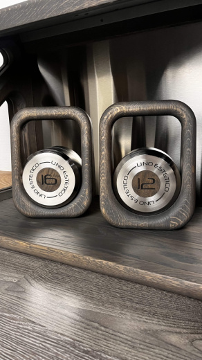 Гиря 8 кг. с кожаной накладкой UNO BRIO Uno Estetico UN-1708