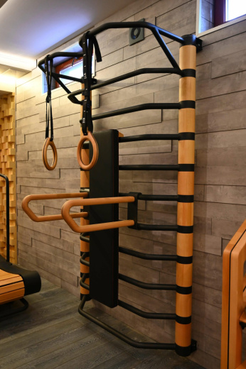 Настенная шведская стенка Uno Parete Nero Uno Estetico UN-1104